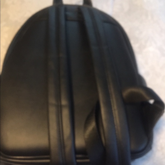 Really rare Disney Animators collection backpack - Picture 10 of 11